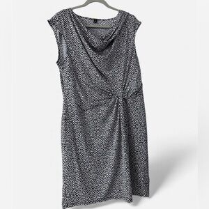 Dana Buchanan Blue and White Patterned Dress With Draped Neckline  Size XL EUC